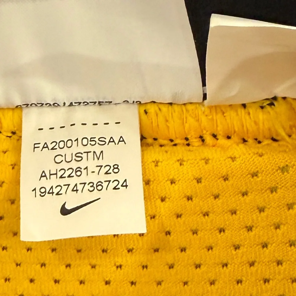 NWOT NIKE Pro Hyperstrong Yellow Padded Football Pants Hip Thigh Knee Pads